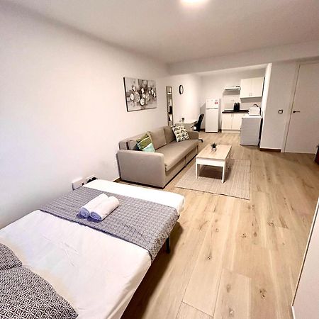 Apartamentos Ribadeo มาดริด ภายนอก รูปภาพ