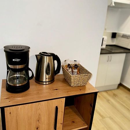 Apartamentos Ribadeo มาดริด ภายนอก รูปภาพ