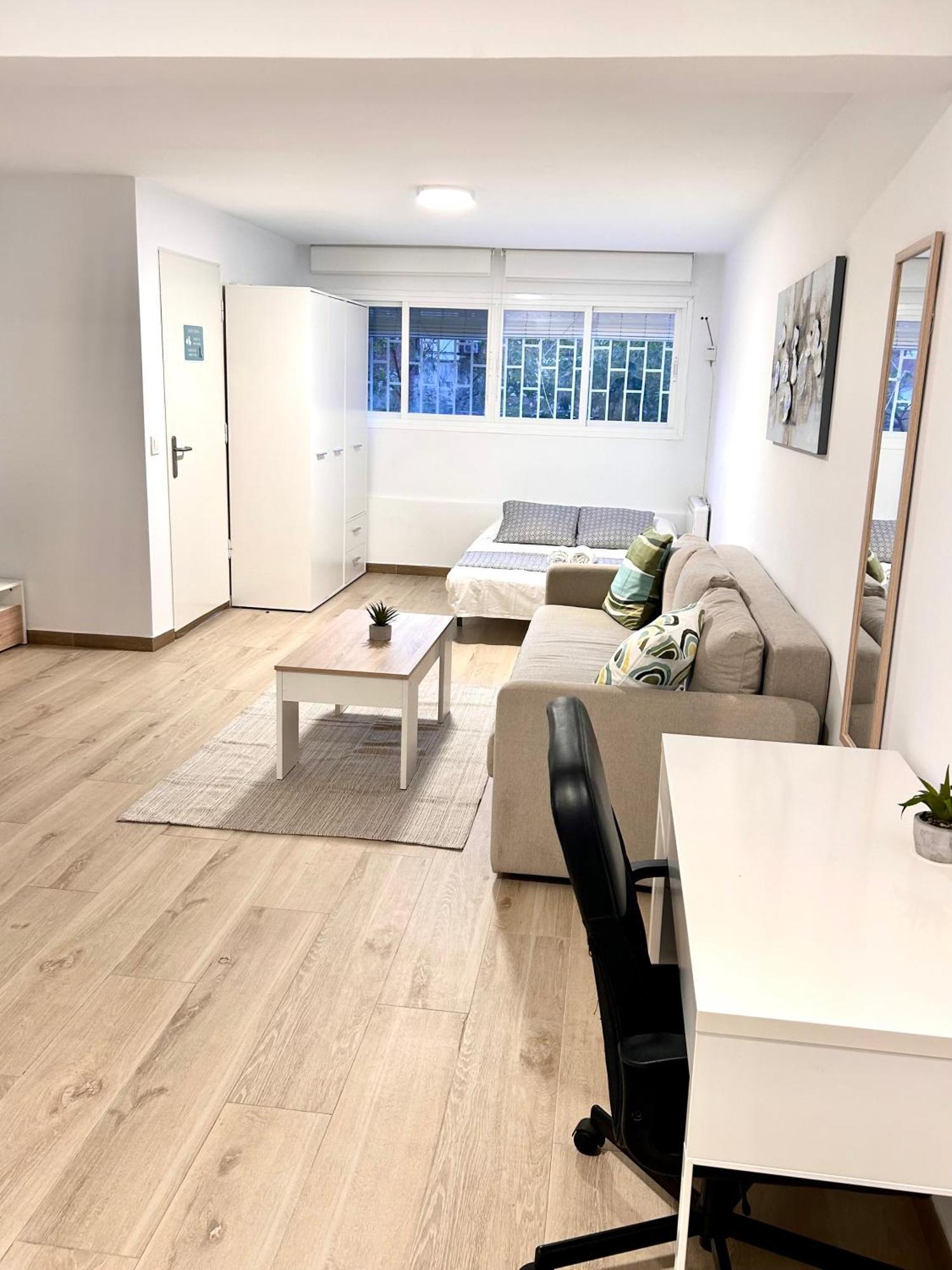 Apartamentos Ribadeo มาดริด ภายนอก รูปภาพ
