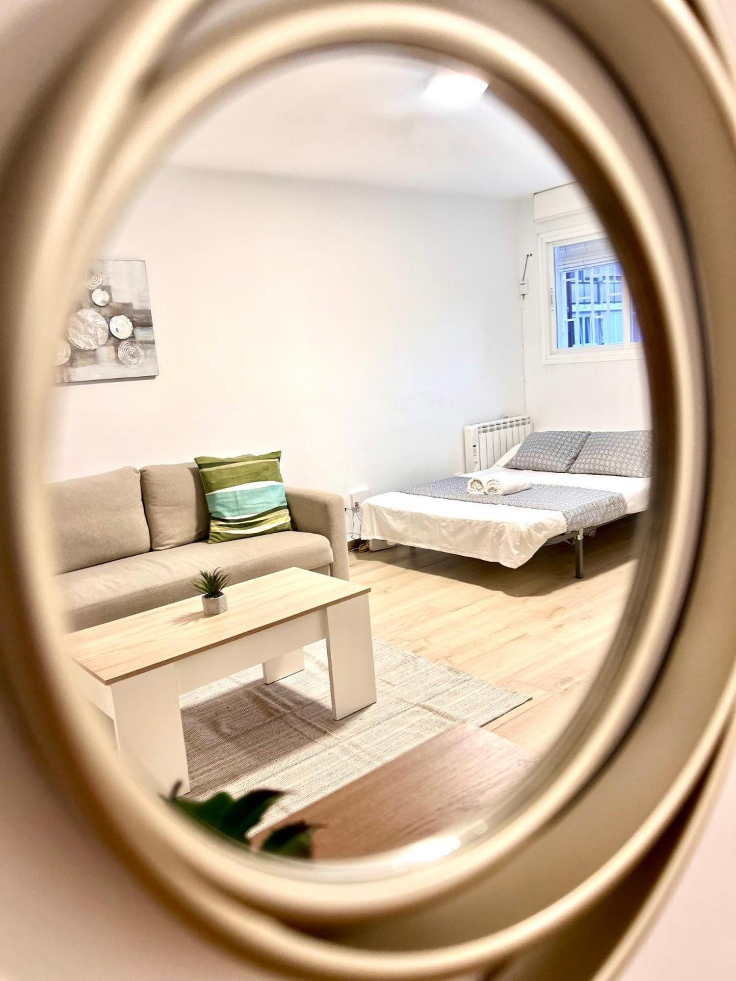 Apartamentos Ribadeo มาดริด ภายนอก รูปภาพ